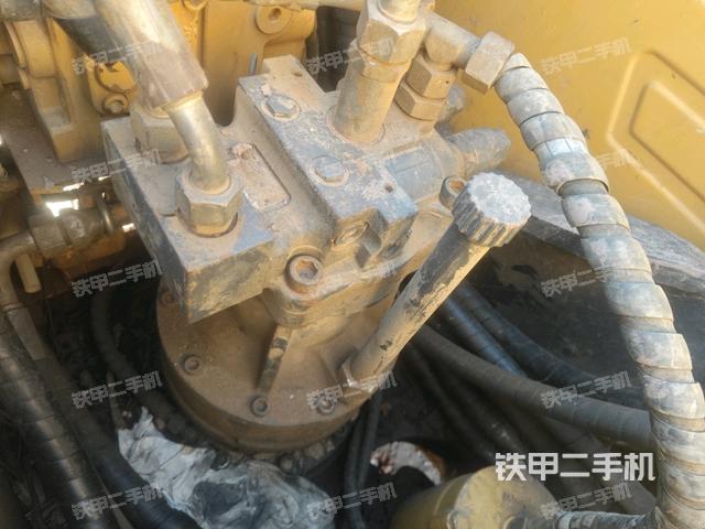 回轉(zhuǎn)馬達(dá)（上車部件）