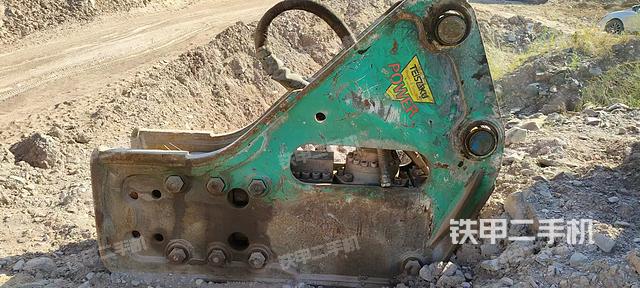 整机右后45°（设备外观及核心部件）