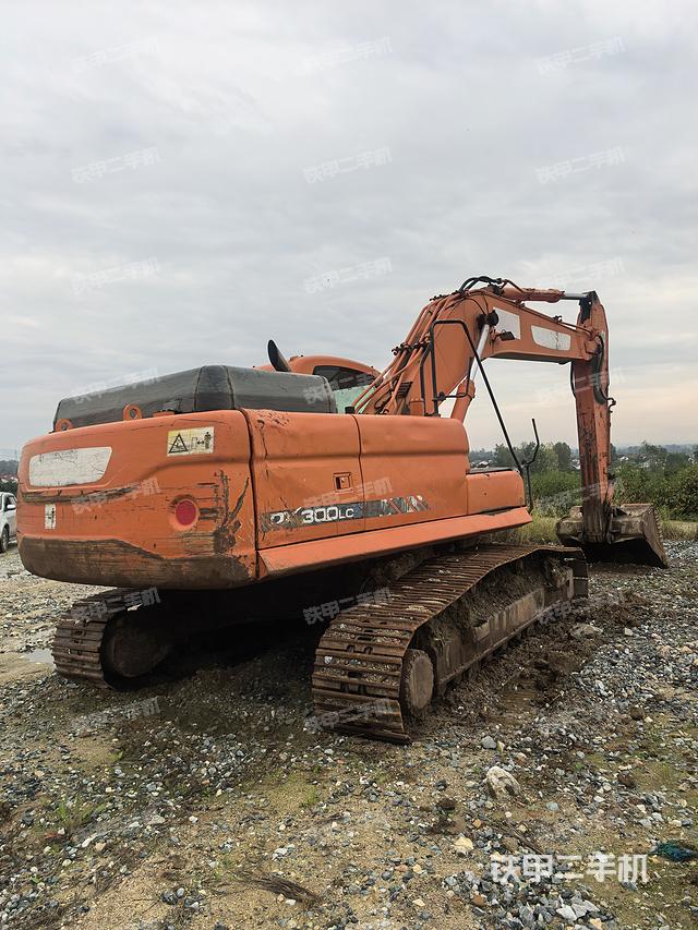 整机右后45°（整机外观）