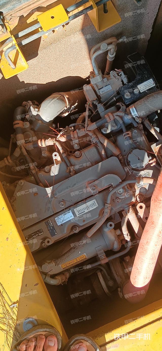 发动机整体俯视（整机外观）