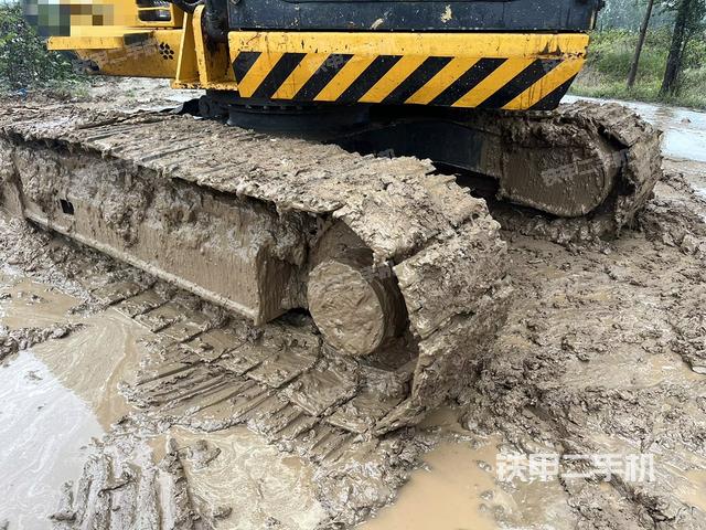 單側履帶整體（整機外觀）