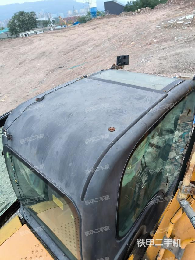 驾驶室顶部俯视（上车部件）