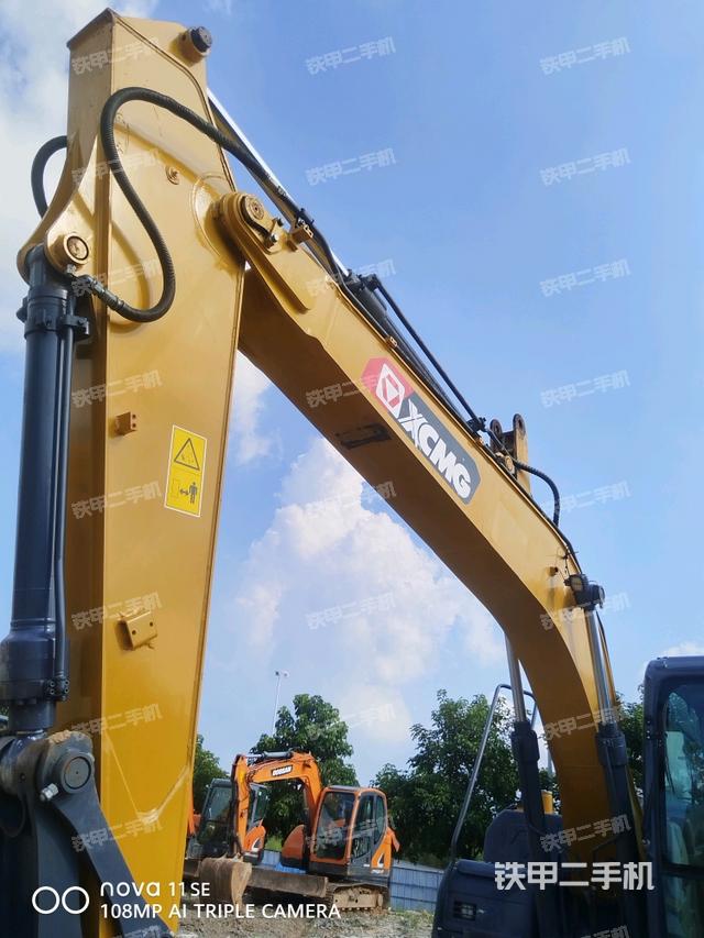 小臂整體左后（工作和回轉(zhuǎn)裝置）