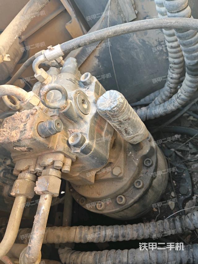 回轉(zhuǎn)馬達(dá)（上車部件）