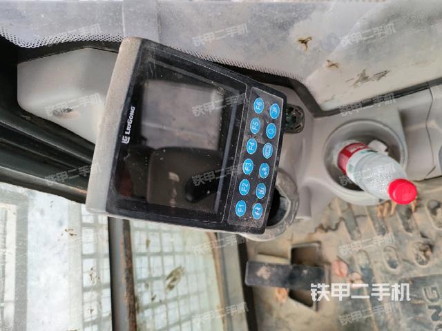 顯示屏?（駕駛室部分）