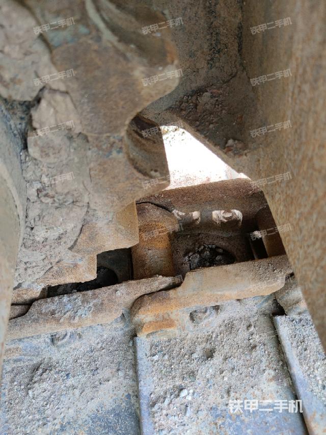 左托鏈輪和鏈筋（行走機(jī)構(gòu)）