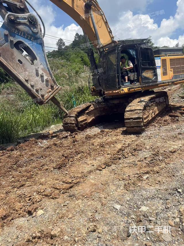 驾驶室整体（整机外观）