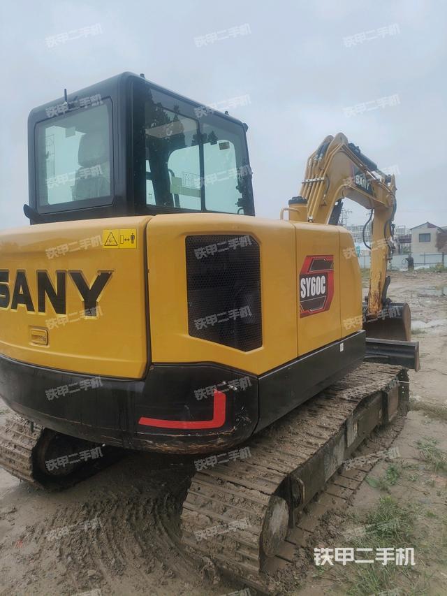 整機右后45°（整機外觀）