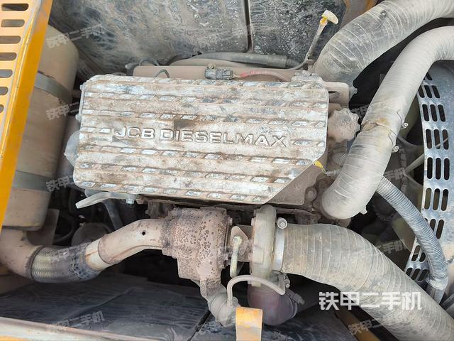 发动机室（上车部件）