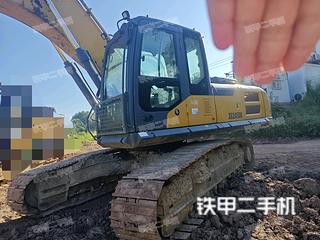 徐工XE245DK挖掘机实拍图片