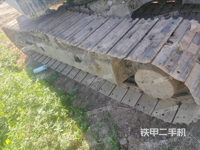 左側(cè)履帶整體?（行走機(jī)構(gòu)）