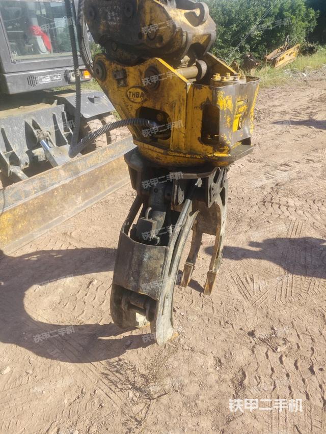 鏟斗45度（工作和回轉(zhuǎn)裝置）