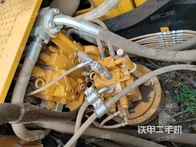 回轉(zhuǎn)馬達(dá)（上車部件）