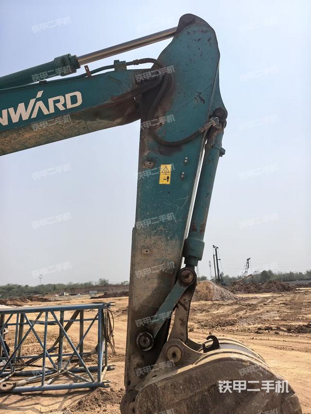 小臂整體右前（工作和回轉(zhuǎn)裝置）