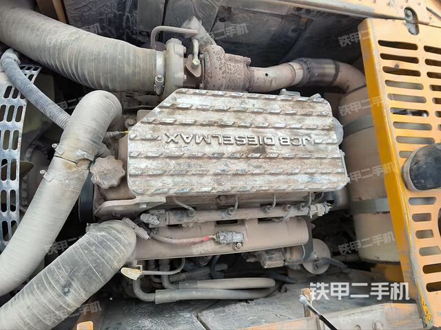 气门室盖螺丝特写（上车部件）