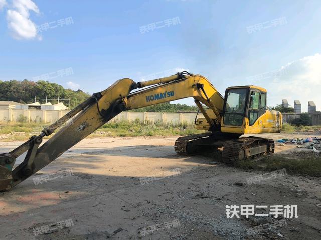小松PC200-7挖掘機(jī)