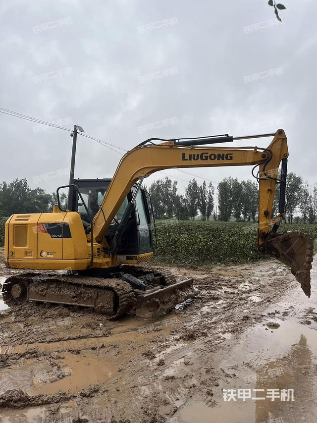 整機右后45°（整機外觀）