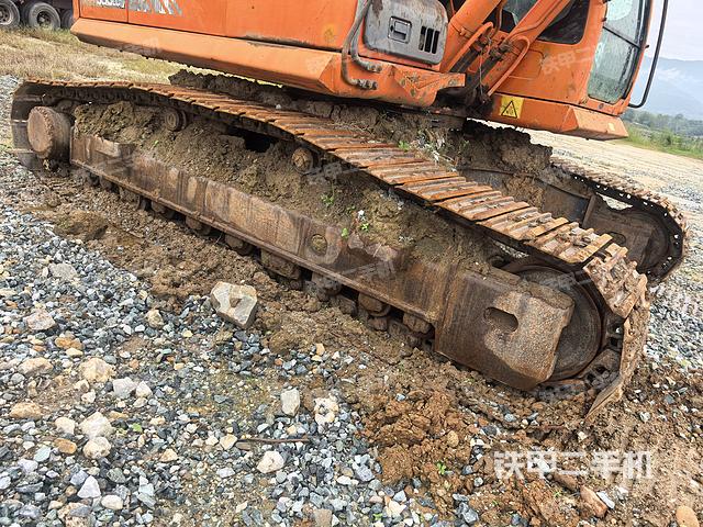 单侧履带整体（整机外观）