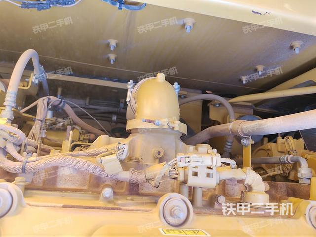 氣門室蓋螺絲特寫（上車部件）