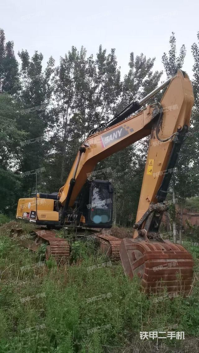三一重工SY205C挖掘机