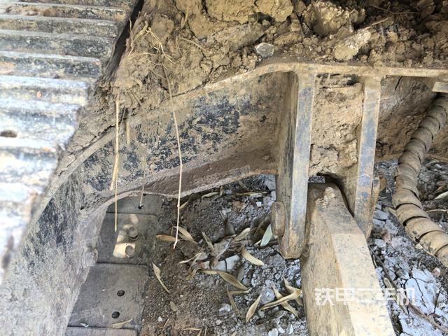 大臂整體?右側(cè)（工作和回轉(zhuǎn)裝置）