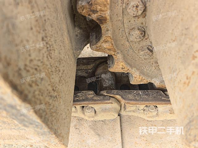 单侧履带整体（整机外观）