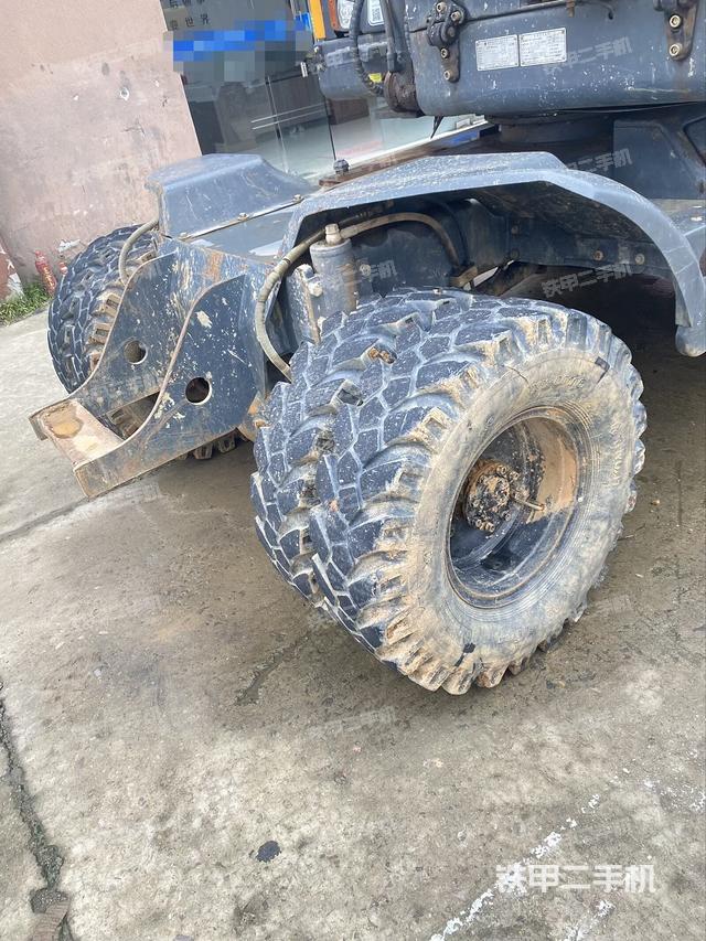 單側(cè)履帶整體（整機外觀）