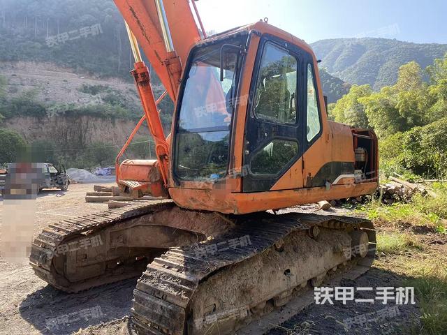 斗山DH215-7挖掘機