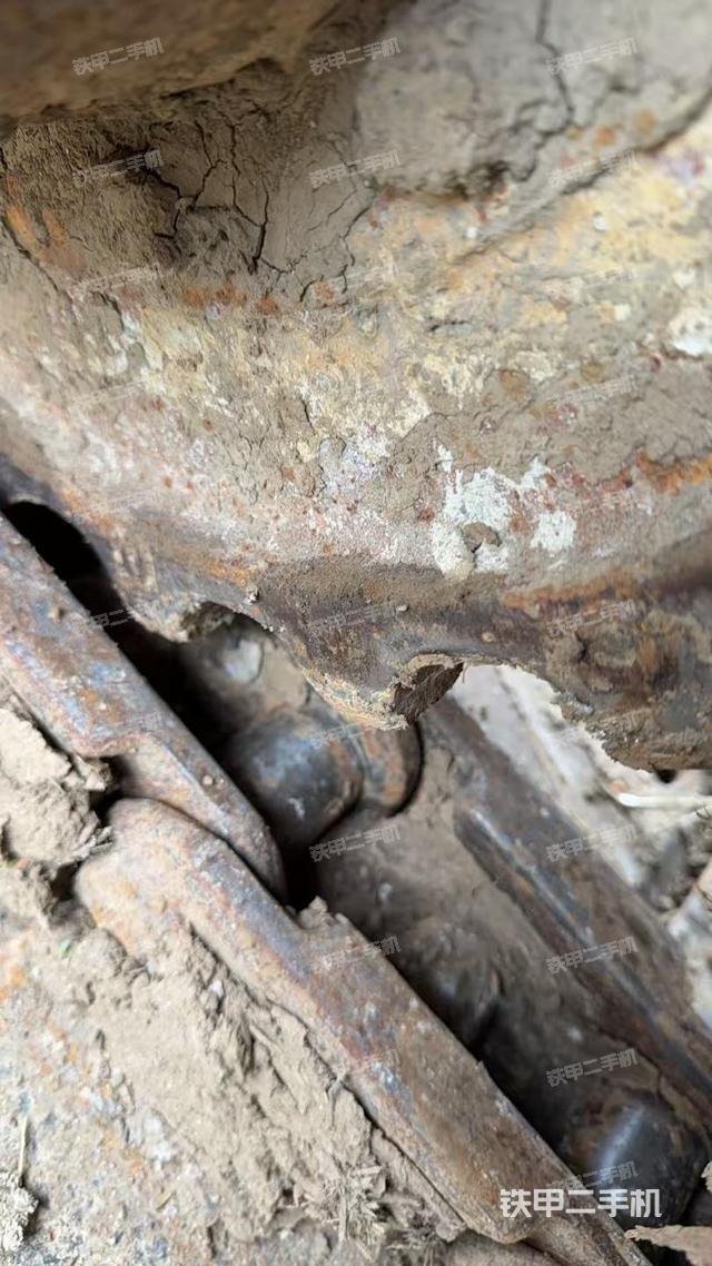 单侧履带整体（整机外观）