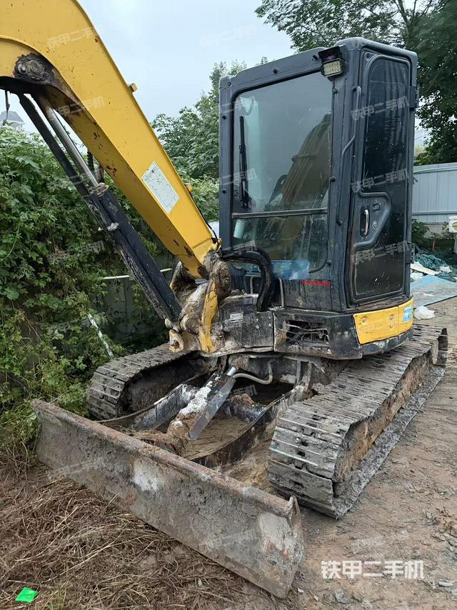 單側(cè)履帶整體（整機外觀）