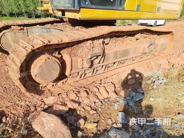 右側(cè)履帶整體（行走機(jī)構(gòu)）