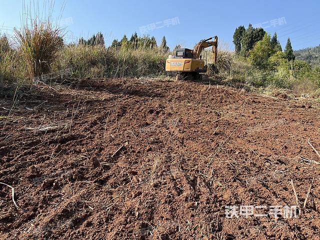 单侧履带整体（整机外观）