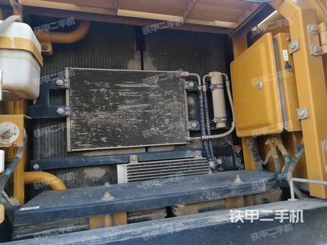 散熱器正面（大件艙室）