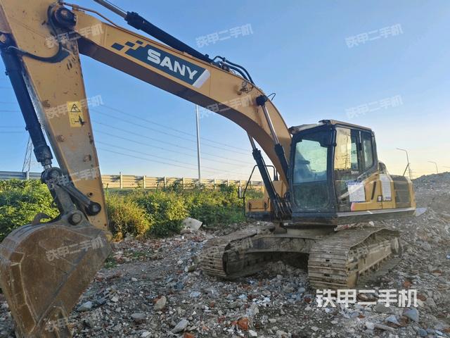 三一重工SY225H挖掘機