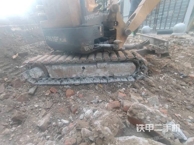 左侧行走马达盖板（行走机构）