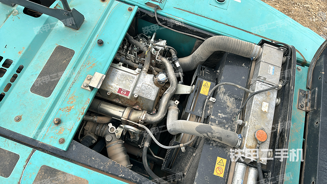 发动机整体俯视（整机外观）