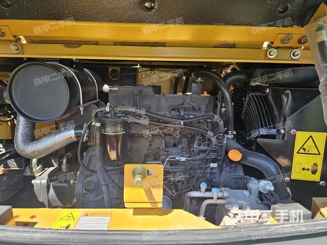 发动机整体俯视（整机外观）