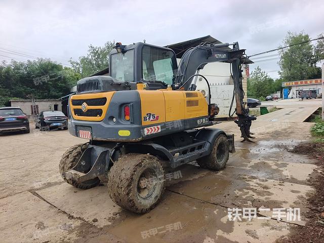 整机右后45°(整机外观) 整机右后45°(整机外观)