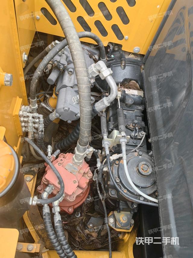 液壓泵室（大件艙室）