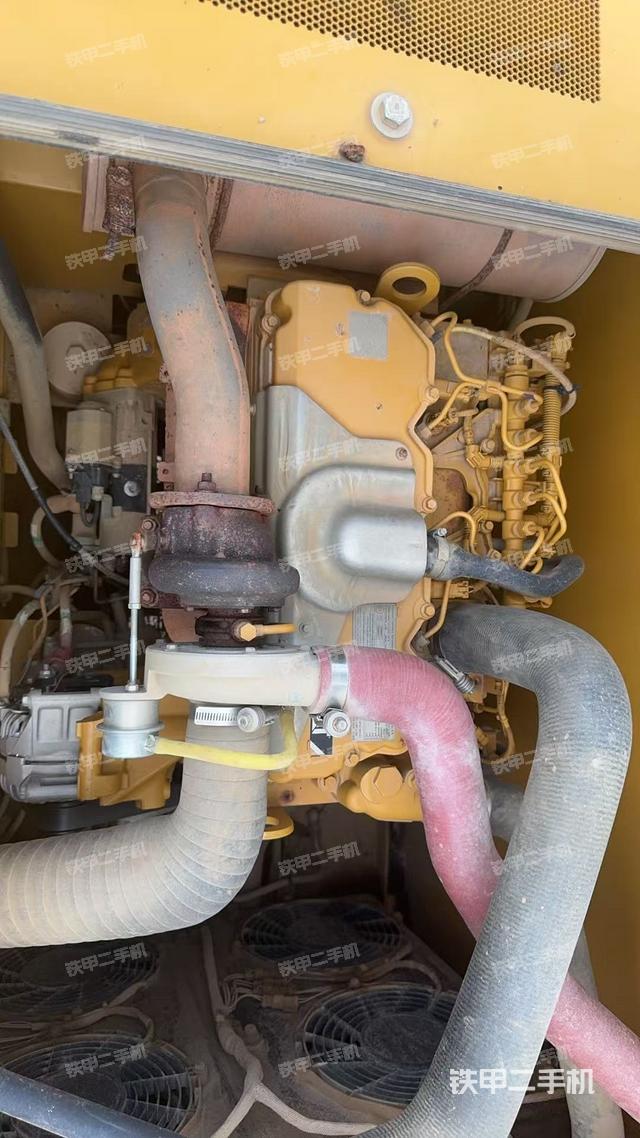 發(fā)動(dòng)機(jī)整體俯視（整機(jī)外觀）