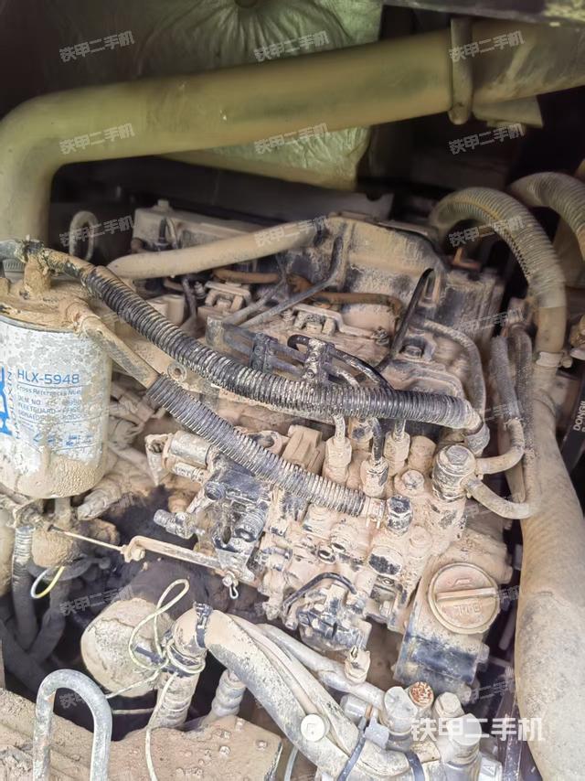 發(fā)動機(jī)整體俯視（整機(jī)外觀）