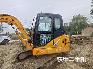 龙工LG6065挖掘机实拍图片