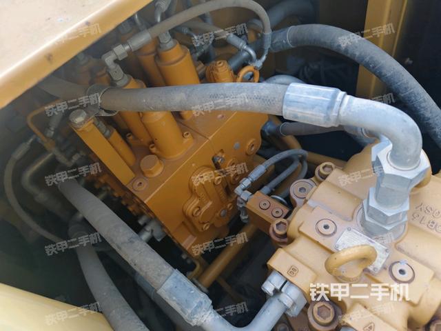 分配閥（上車部件）