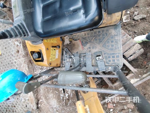 顶棚整体（驾驶室部分）