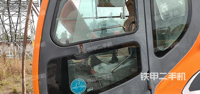 駕駛室整體（整機(jī)外觀）