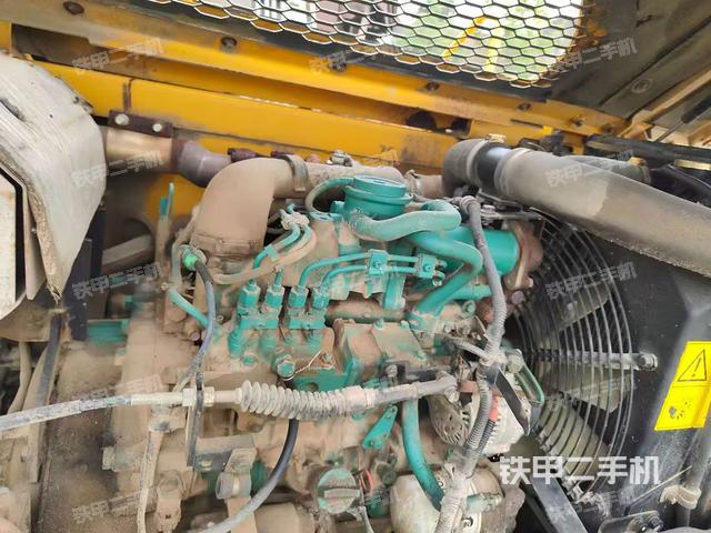 发动机整体俯视（整机外观）