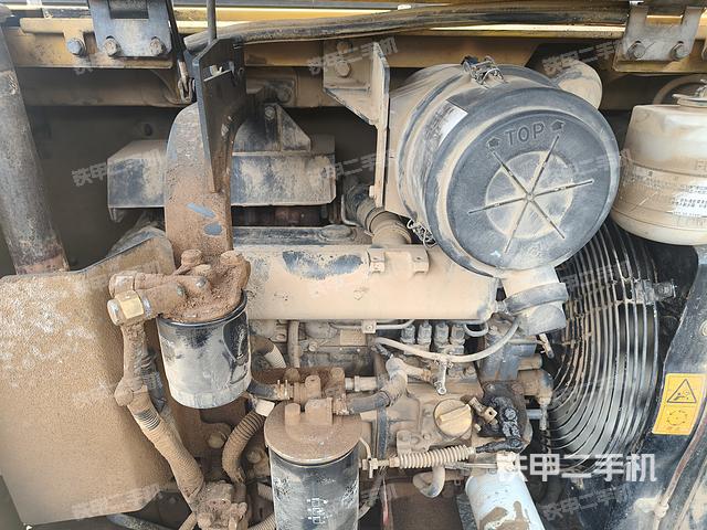 发动机整体俯视（整机外观）