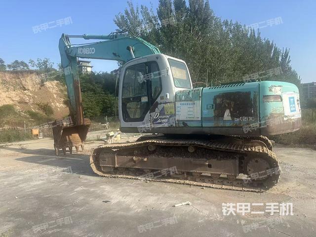 神鋼SK200-6E挖掘機(jī)