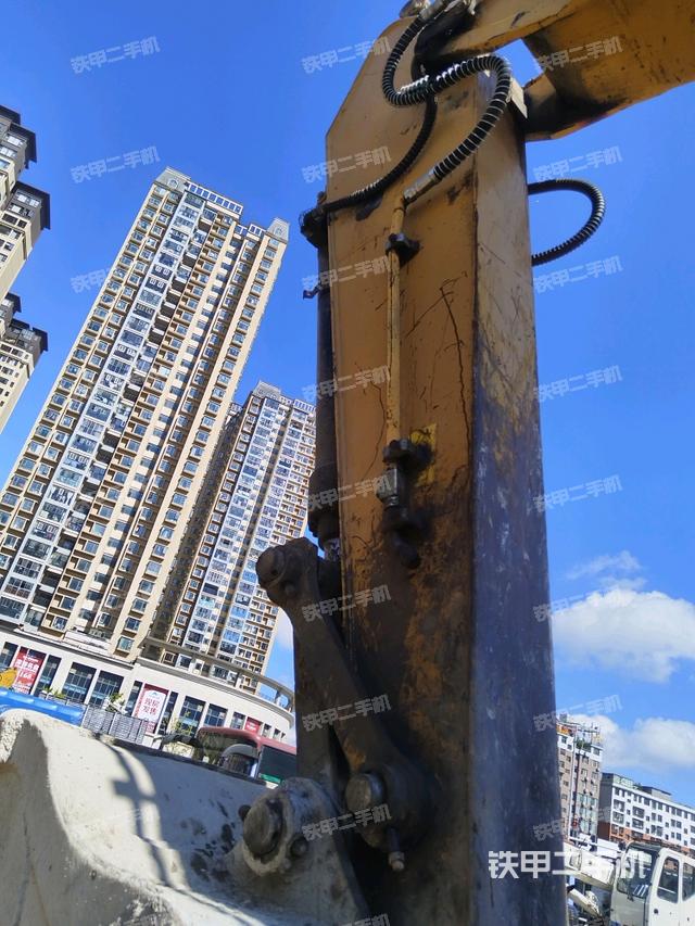 小臂整體左后（工作和回轉(zhuǎn)裝置）