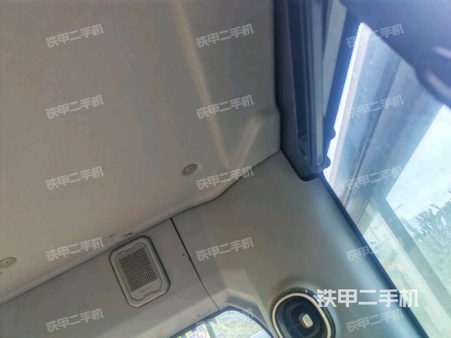 驾驶室左前45度（驾驶室部分）